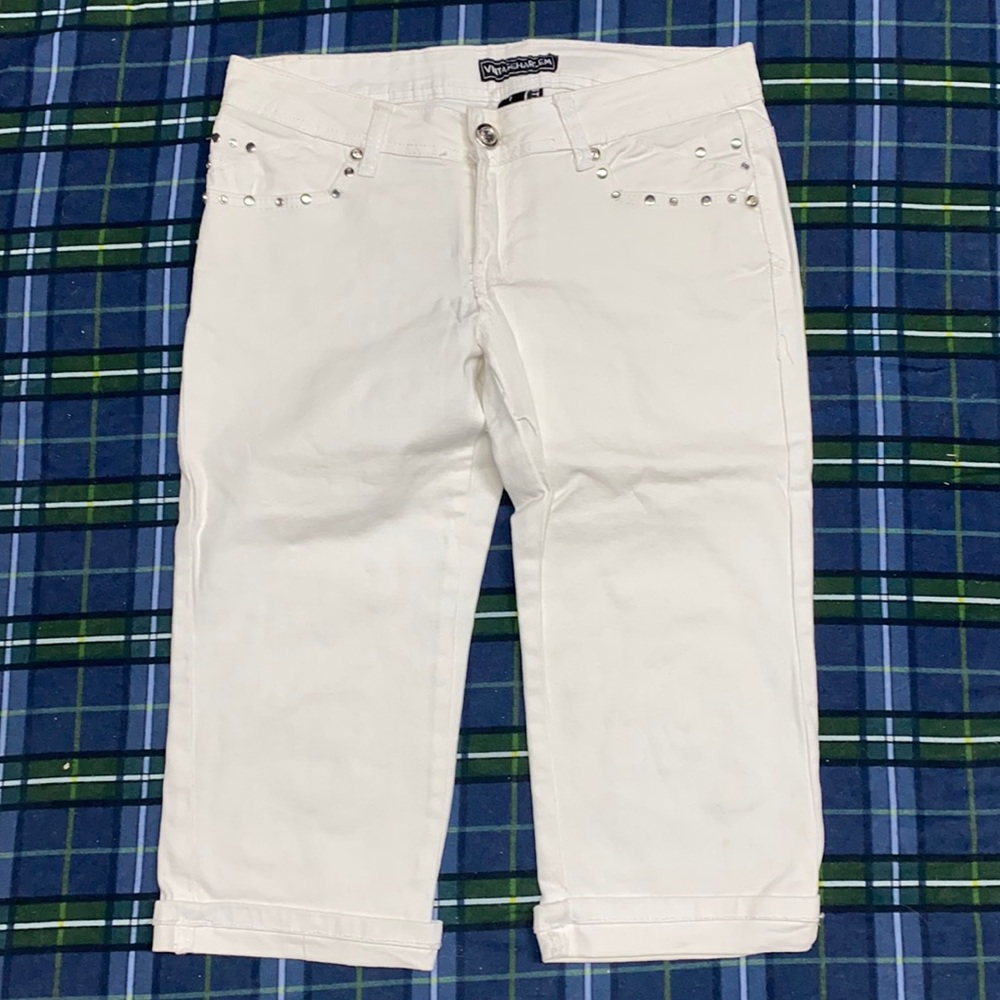 Vintage Harlem White Capri/Long Jeans Shorts size 7 Like New
